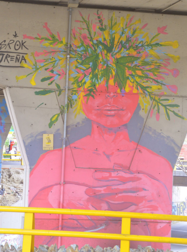 Lecture “Medellin: writing graffiti – drawing poetry. Postmedia and the City”
